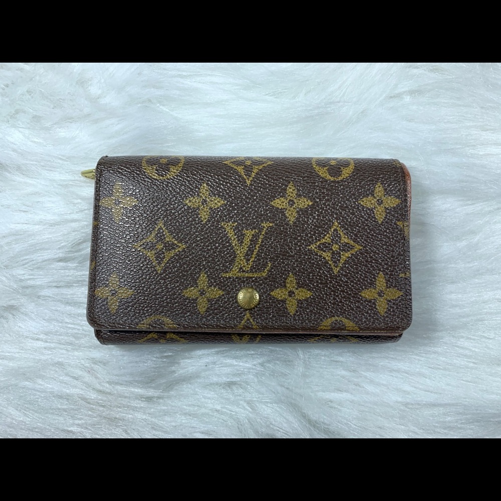 Louis Vuitton Tresor Porte Monogram Bifold Wallet